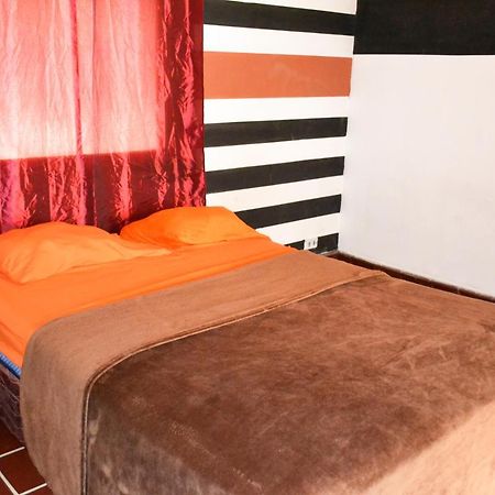 4 Grados Hostal Guatemala City Exterior foto