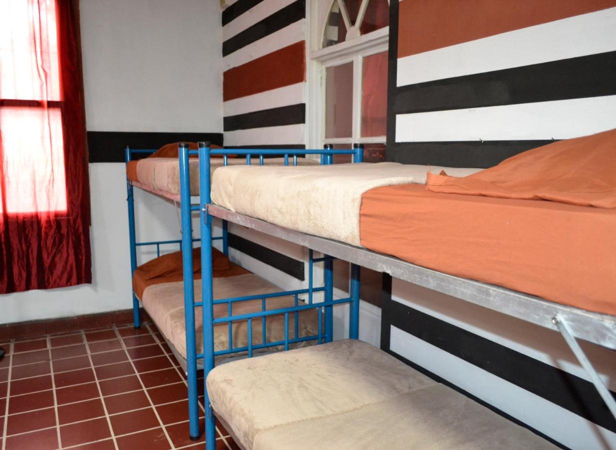 4 Grados Hostal Guatemala City Exterior foto